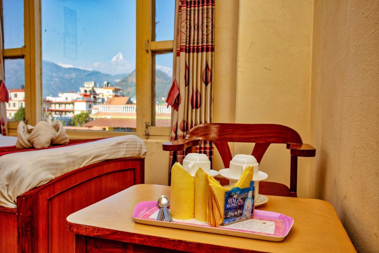 Hotel Grand Holiday Покхара Экстерьер фото